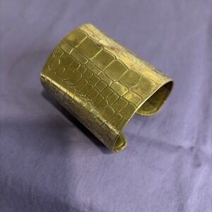 VTG Distressed Brass Crocodile Cuff Bracelet Chunky Raw Metal Wide Boho 1980's